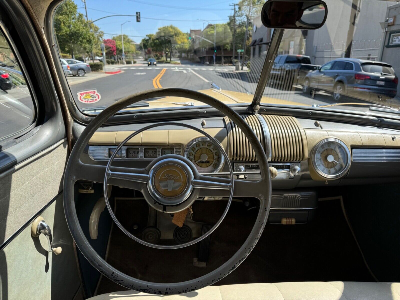 Ford-Other-Berline-1948-11