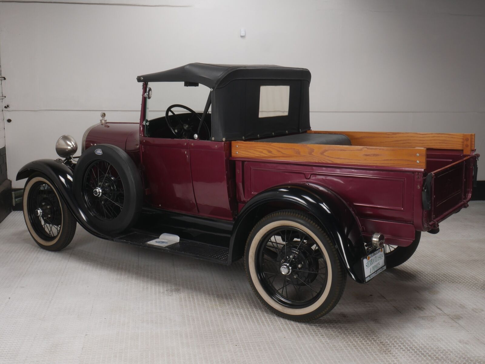 Ford-Other-Pickups-Pickup-1929-Burgundy-Black-0-10