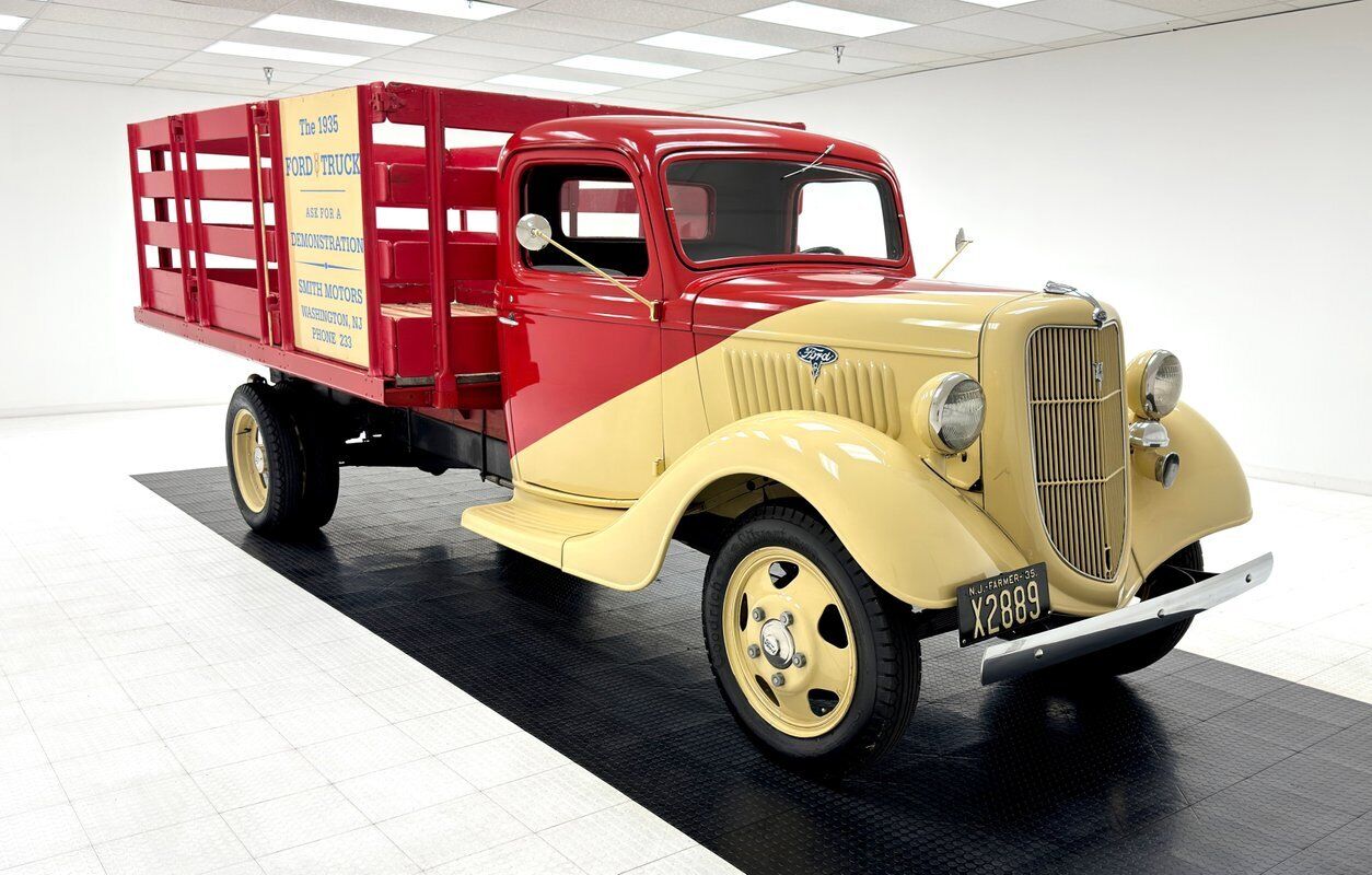 Ford-Other-Pickups-Pickup-1935-Red-Black-4752-6