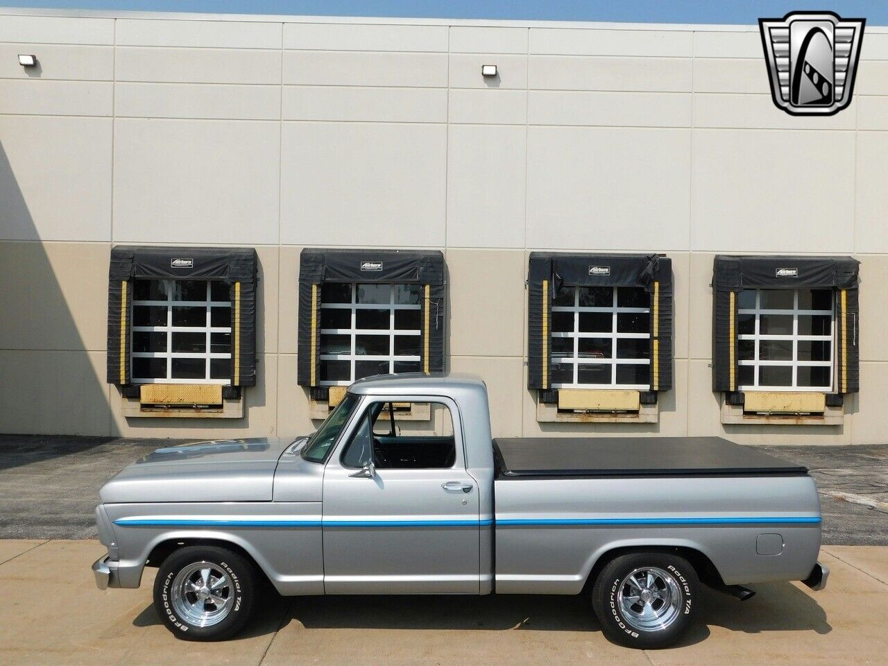 Ford-Other-Pickups-Pickup-1967-Styleside-Charcoal-140694-2