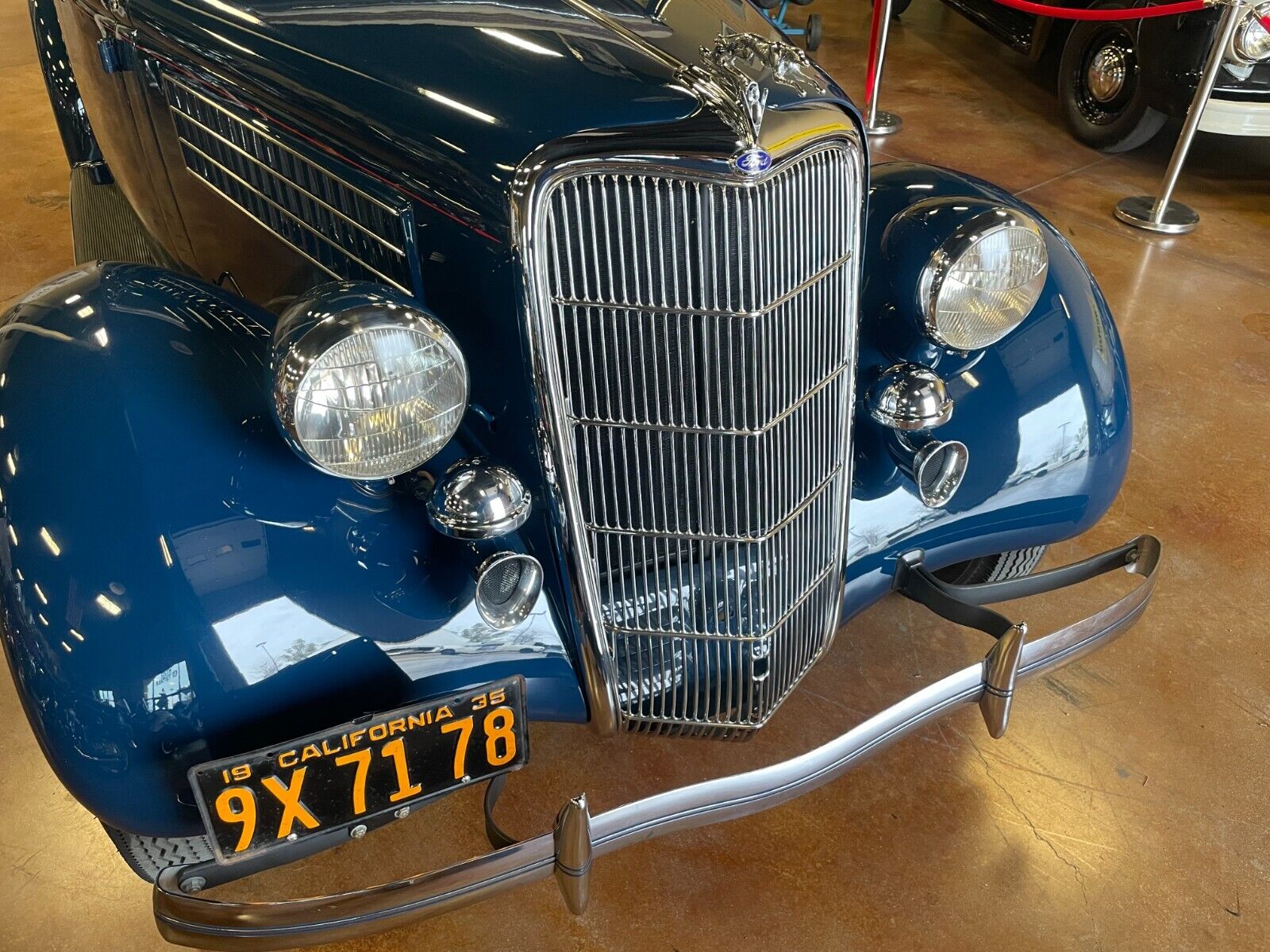 Ford-Phaeton-1935-Blue-Brown-1178-12