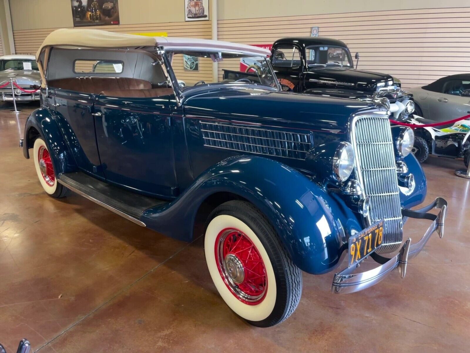 Ford-Phaeton-1935-Blue-Brown-1178-5