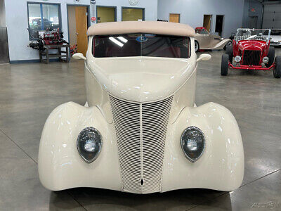 Ford-Phaeton-Cabriolet-1937-1