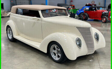 Ford-Phaeton-Cabriolet-1937