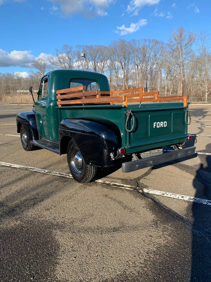 Ford-Pick-up-1949-2