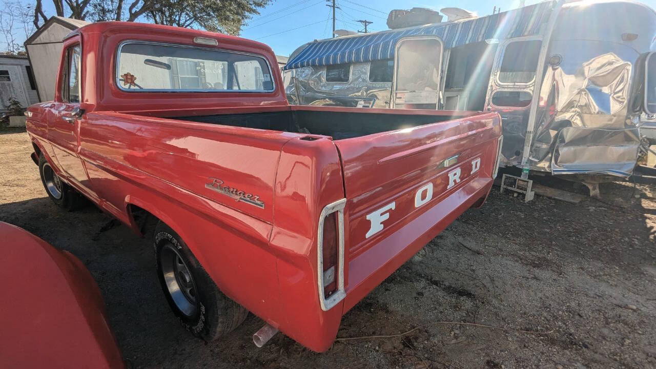 Ford-Ranger-Pickup-1969-Red-Red-99999-4