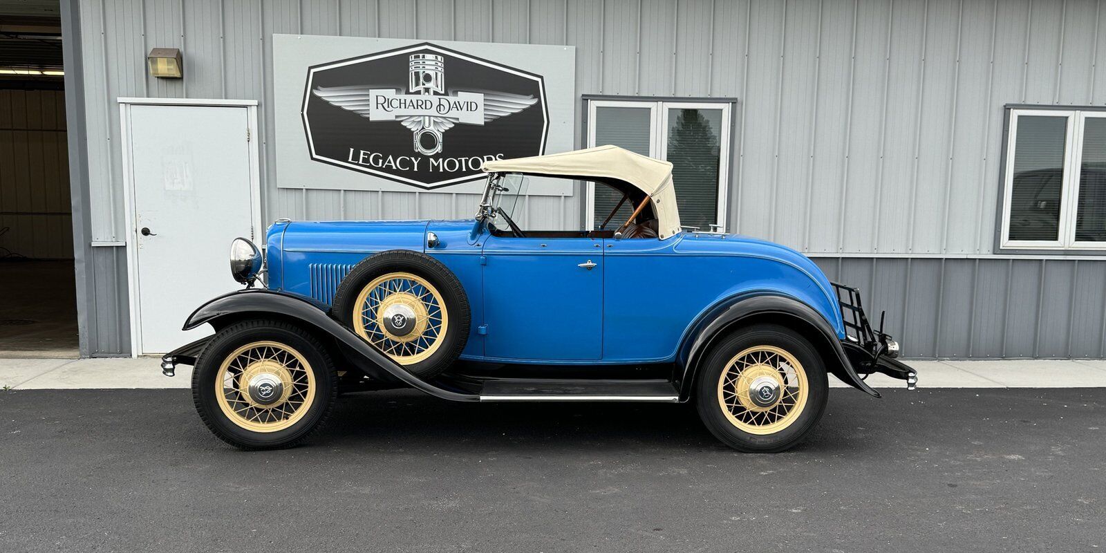 Ford-Roadster-1932-66163-6