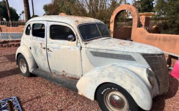 Ford-Slantback-1937