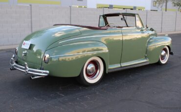 Ford-Super-DeLuxe-Cabriolet-1941-Green-Red-127288-10