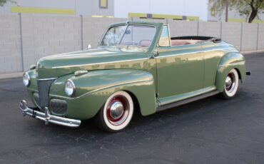 Ford-Super-DeLuxe-Cabriolet-1941-Green-Red-127288-7