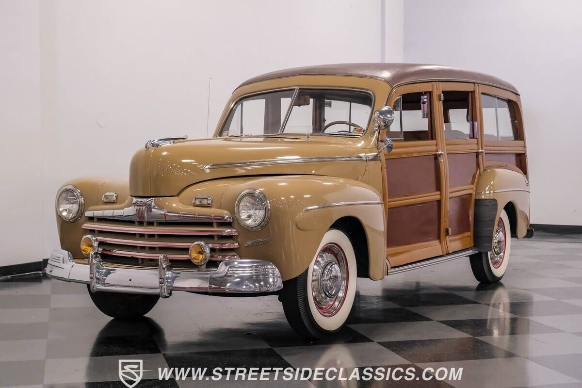 Ford-Super-Deluxe-Break-1946-Tan-Tan-58204-5