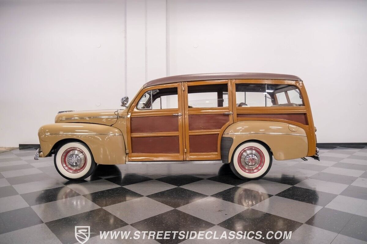 Ford-Super-Deluxe-Break-1946-Tan-Tan-58204-6