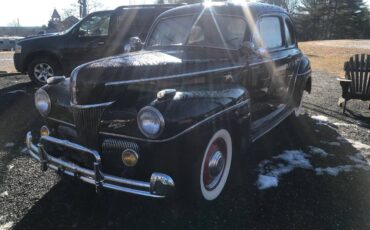 Ford-Super-deluxe-1941-black-160934