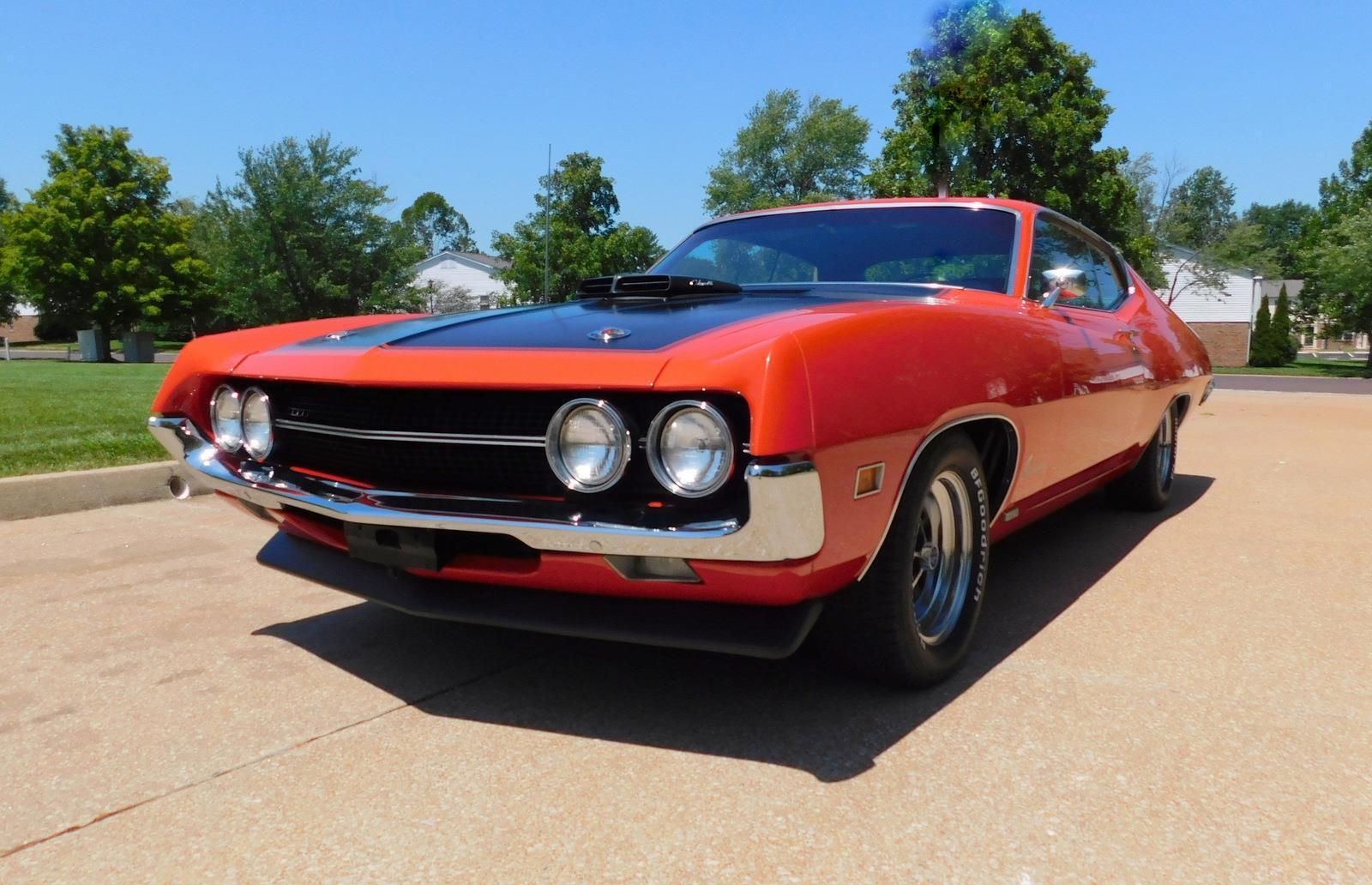 Ford-TORINO-COBRA-1970-CALYPSO-CORAL-Black-44751-7