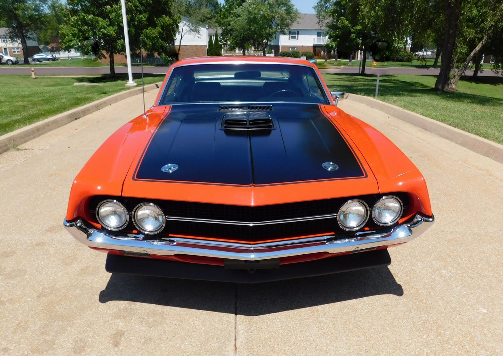 Ford-TORINO-COBRA-1970-CALYPSO-CORAL-Black-44751-8