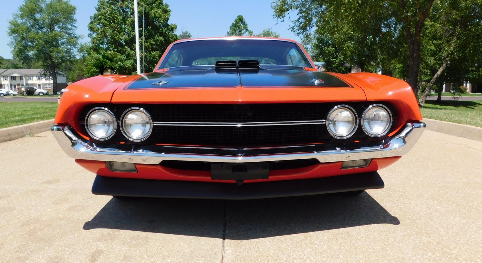 Ford-TORINO-COBRA-1970-CALYPSO-CORAL-Black-44751-9