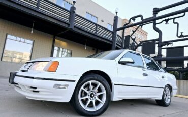 Ford-Taurus-sho-1990-white-92962