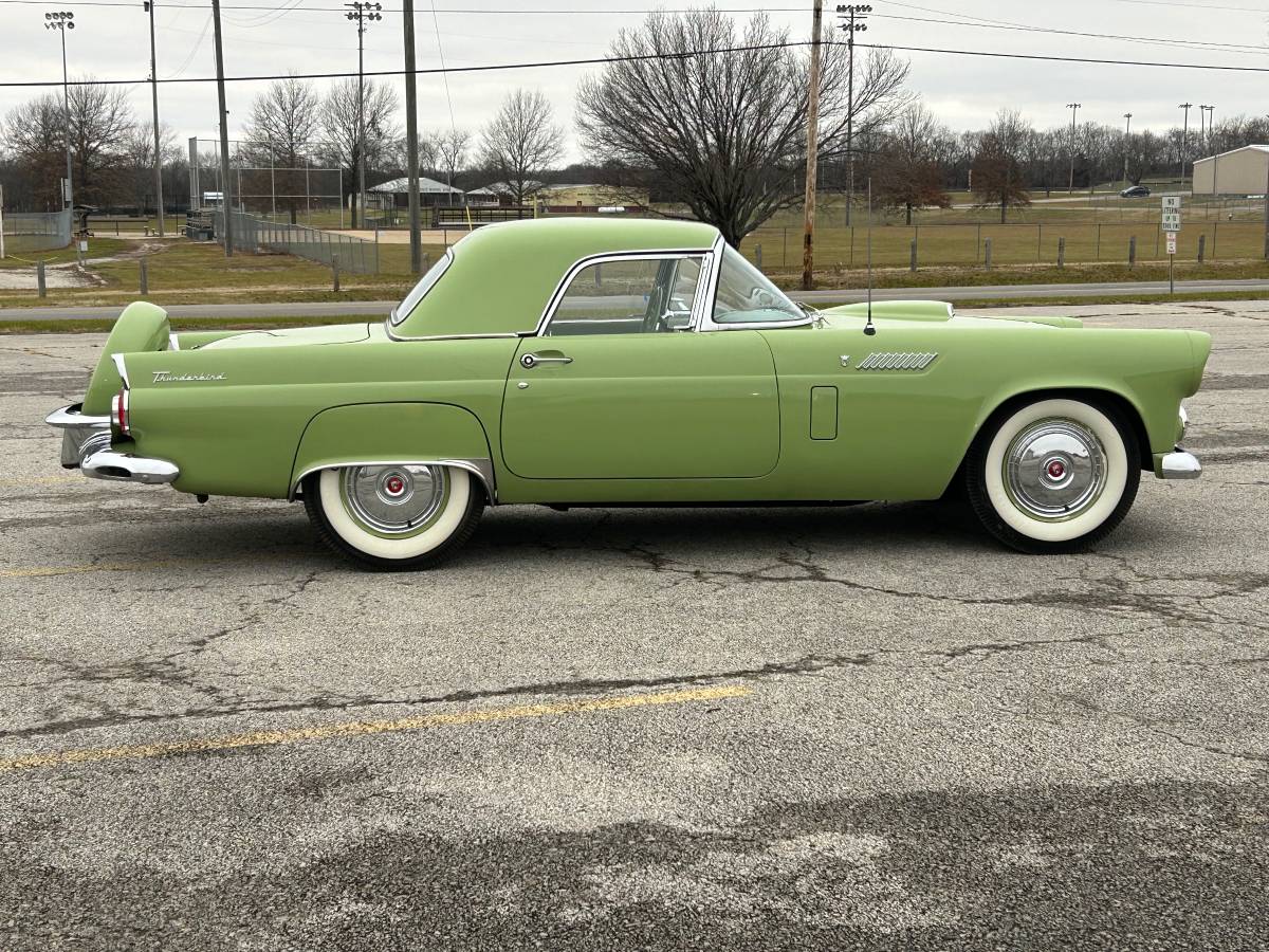 Ford-Thunderbird-1956-3