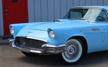 Ford-Thunderbird-1957-5