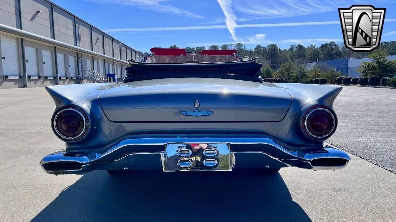 Ford-Thunderbird-1957-Gray-Red-107804-5