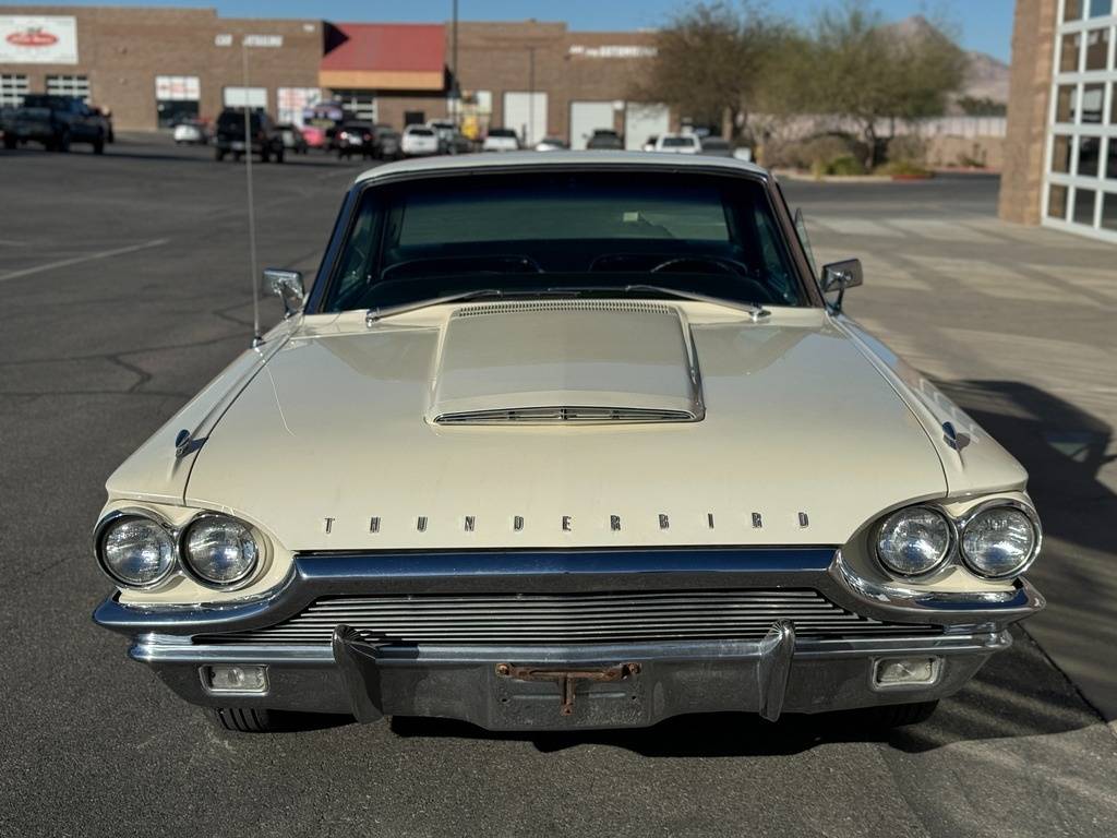 Ford-Thunderbird-1964-9