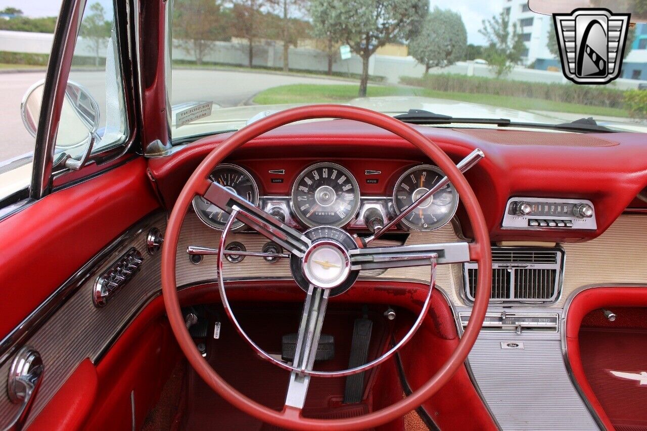 Ford-Thunderbird-Cabriolet-1962-4