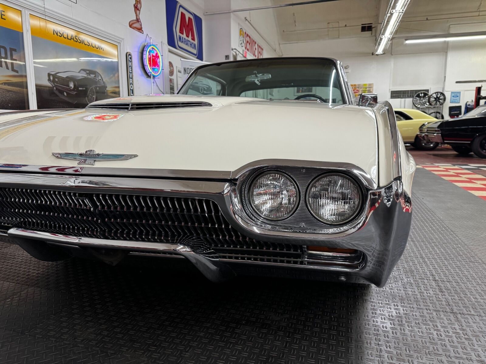 Ford-Thunderbird-Coupe-1963-13