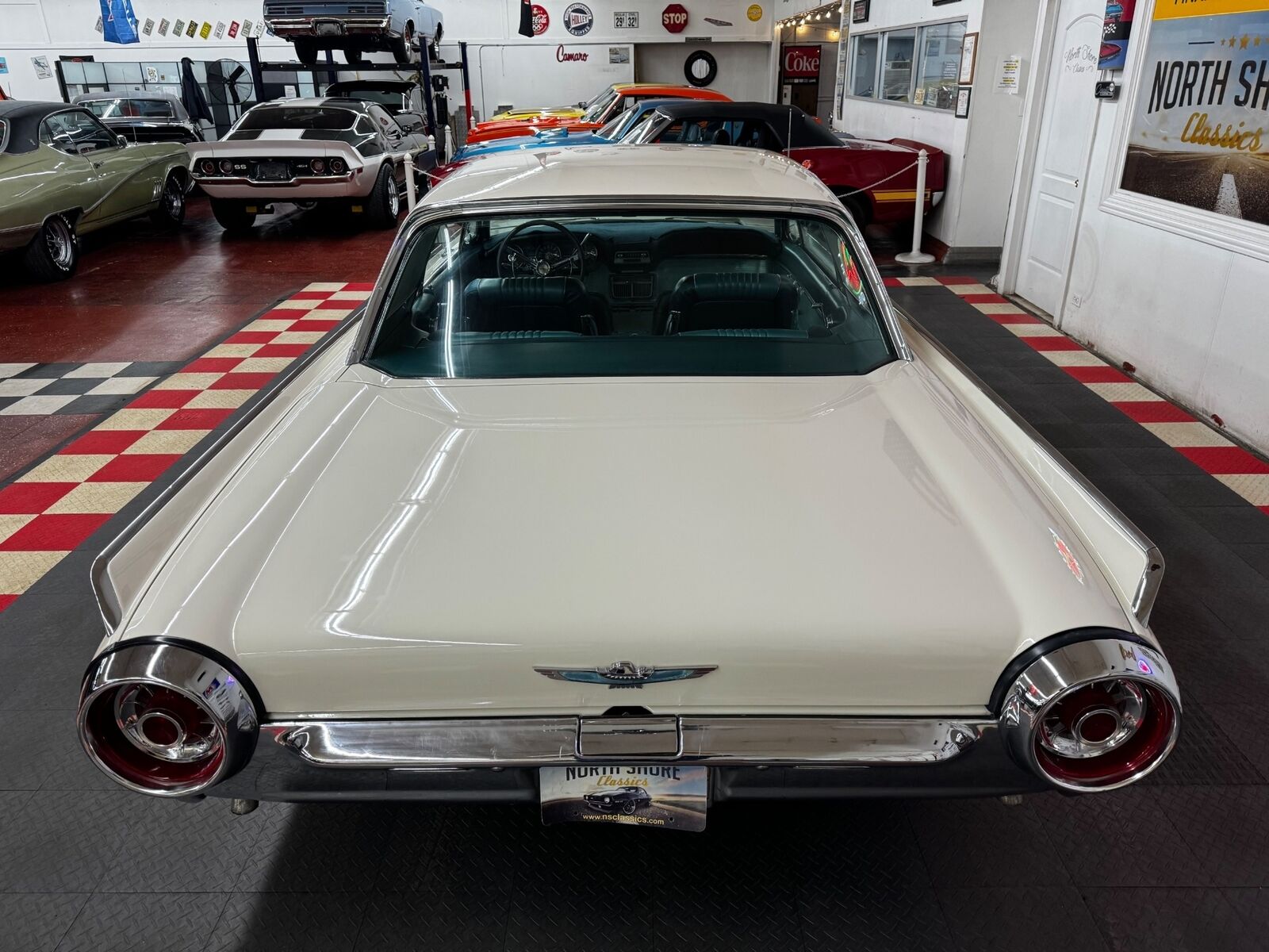 Ford-Thunderbird-Coupe-1963-16