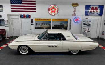 Ford-Thunderbird-Coupe-1963-33