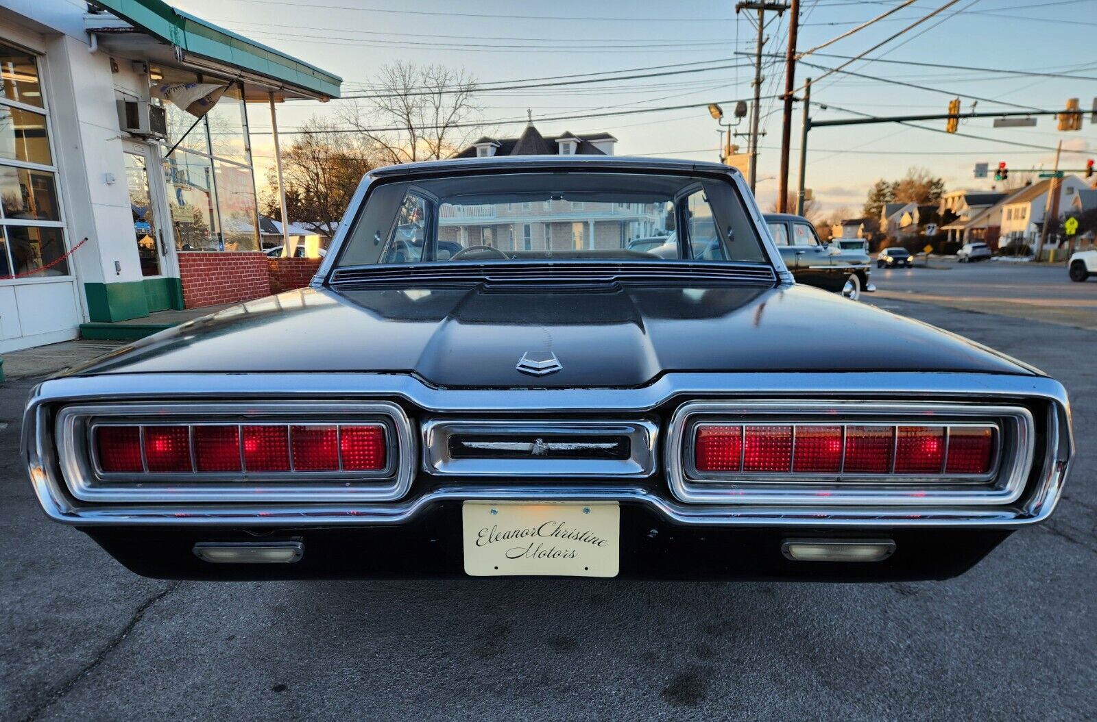 Ford-Thunderbird-Coupe-1965-Black-White-136794-5