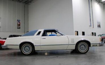 Ford-Thunderbird-Coupe-1978-White-Blue-126535-5