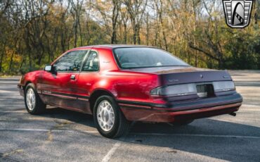 Ford-Thunderbird-Coupe-1988-4