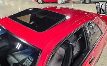 Ford-Thunderbird-Coupe-1988-Red-Black-32816-11