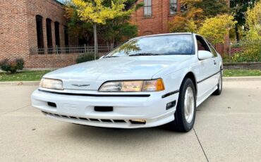 Ford-Thunderbird-Coupe-1991-White-Red-94951-1