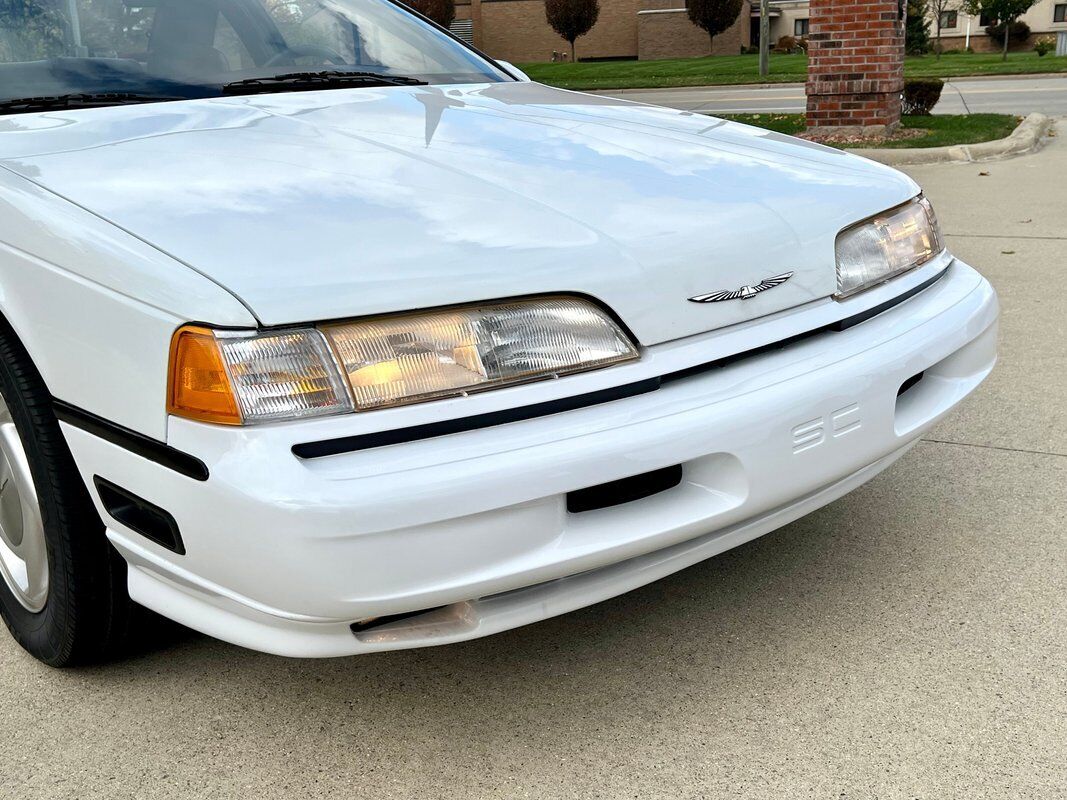 Ford-Thunderbird-Coupe-1991-White-Red-94951-11