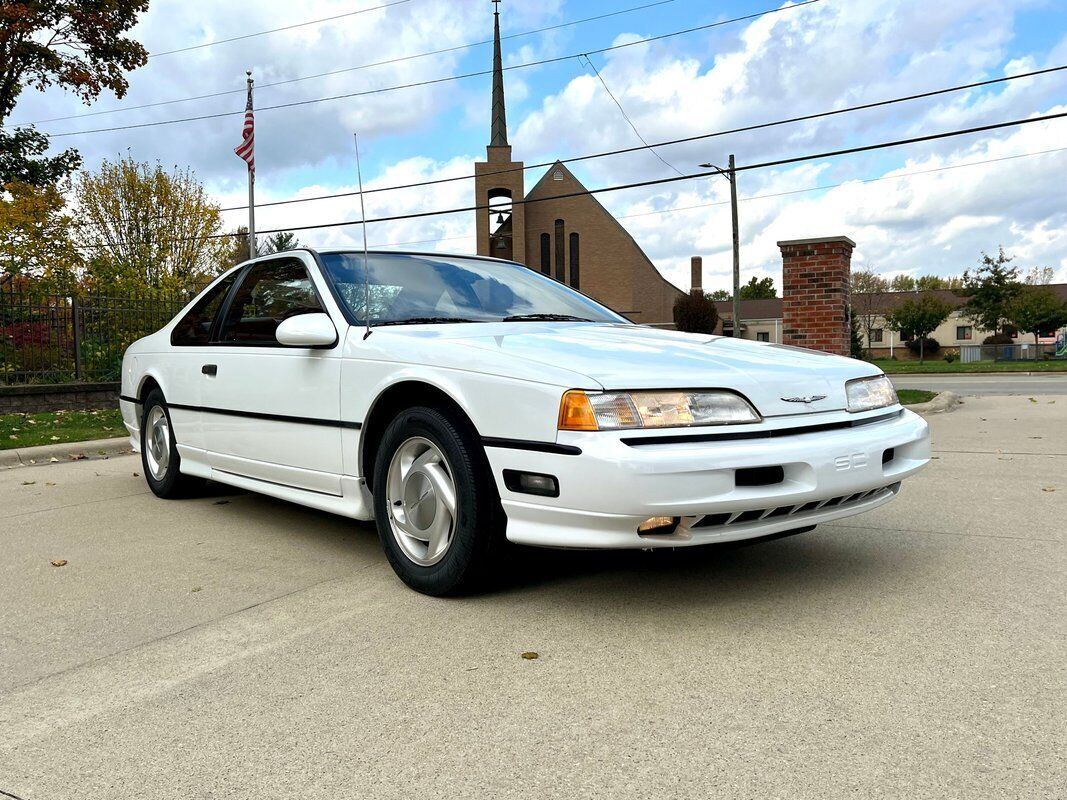 Ford-Thunderbird-Coupe-1991-White-Red-94951-3