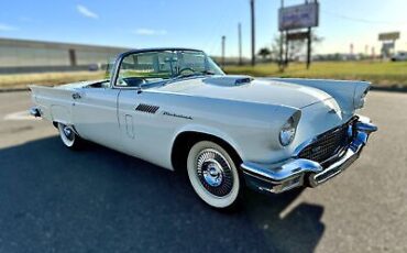 Ford Thunderbird Roadster Cabriolet 1957