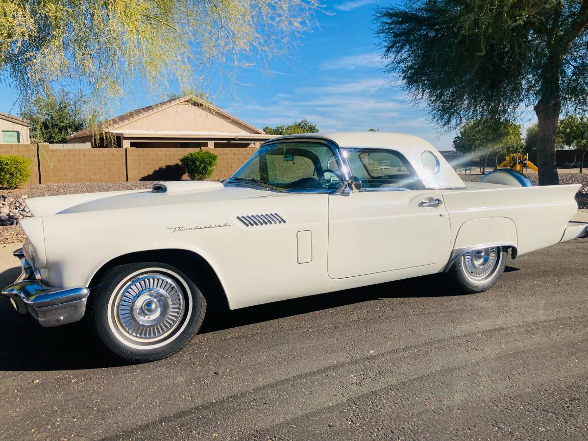 Ford-Thunderbird-convertible-1957