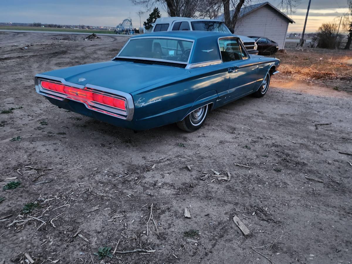 Ford-Thunderbird-convertible-1966-2