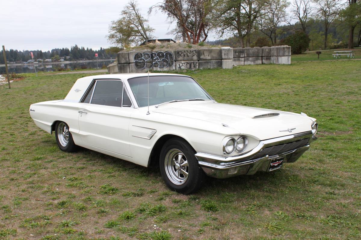 Ford-Thunderbird-coupe-1965-5