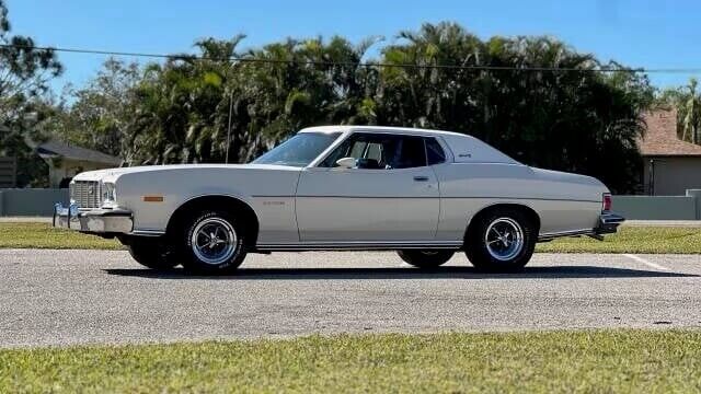 Ford-Torino-1974-8