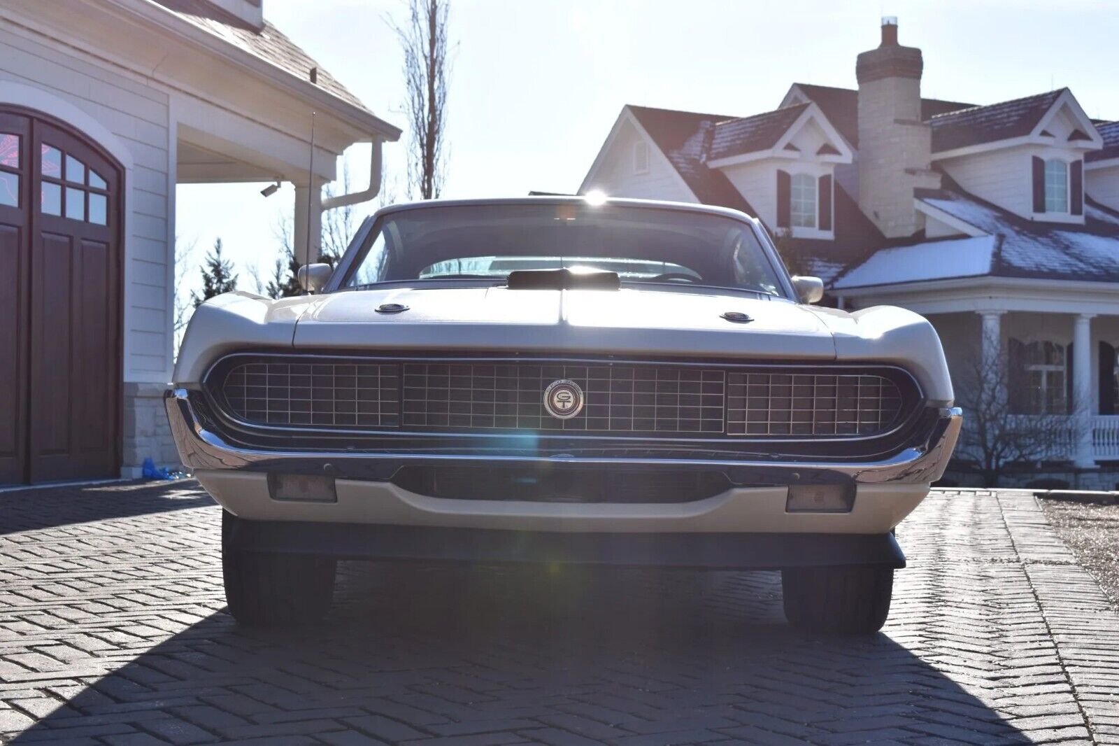 Ford-Torino-Coupe-1970-White-Black-78858-3