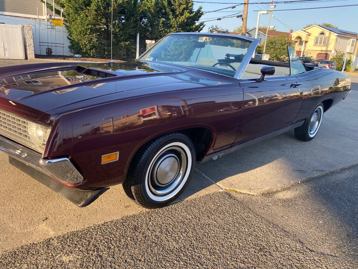 Ford-Torino-gt-convertible-1971-4