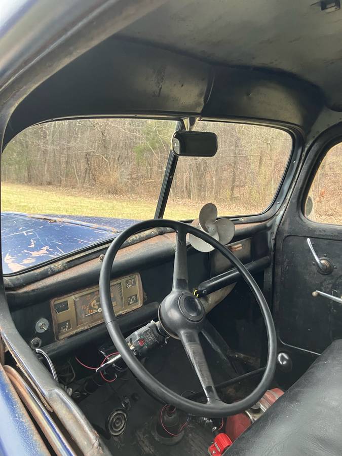 Ford-Truck-1947-blue-160934-2