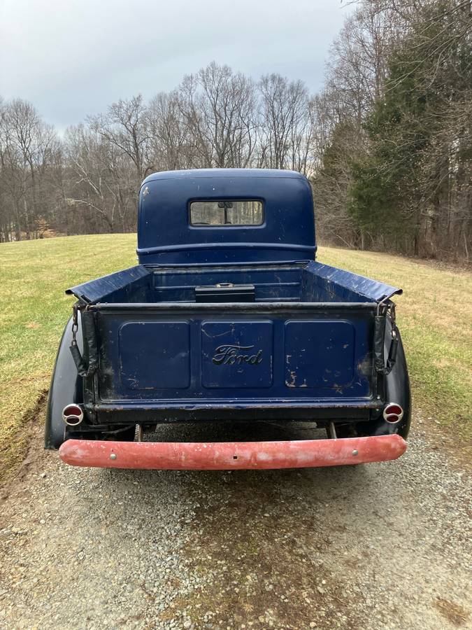 Ford-Truck-1947-blue-160934-7