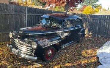 Ford-Tudor-1948-5