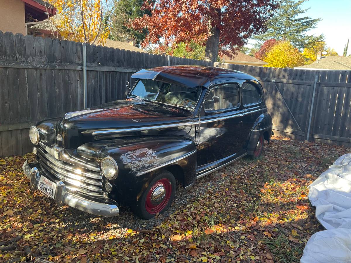 Ford-Tudor-1948-5