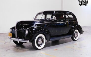 Ford-Tudor-Coupe-1940-2