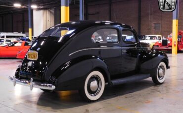 Ford-Tudor-Coupe-1940-4