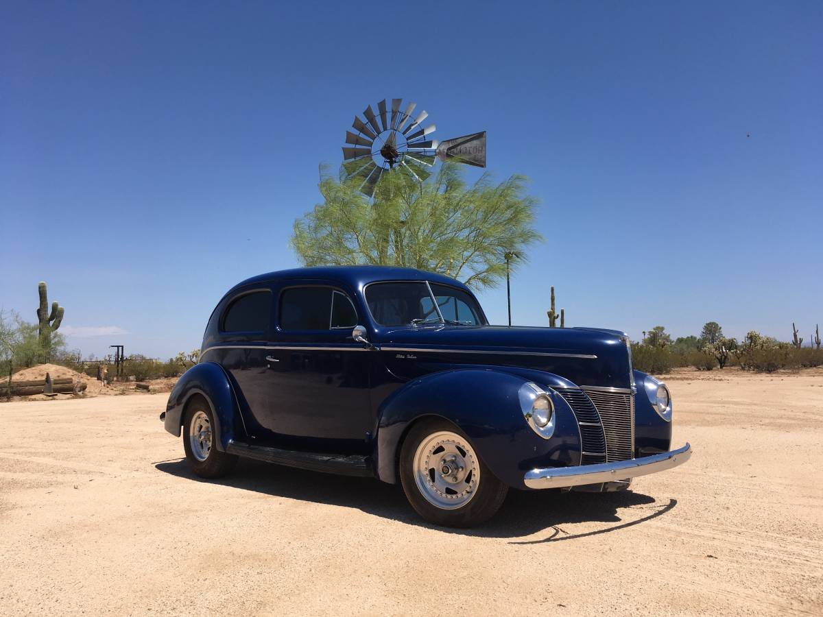 Ford-Tudor-sedan-1940